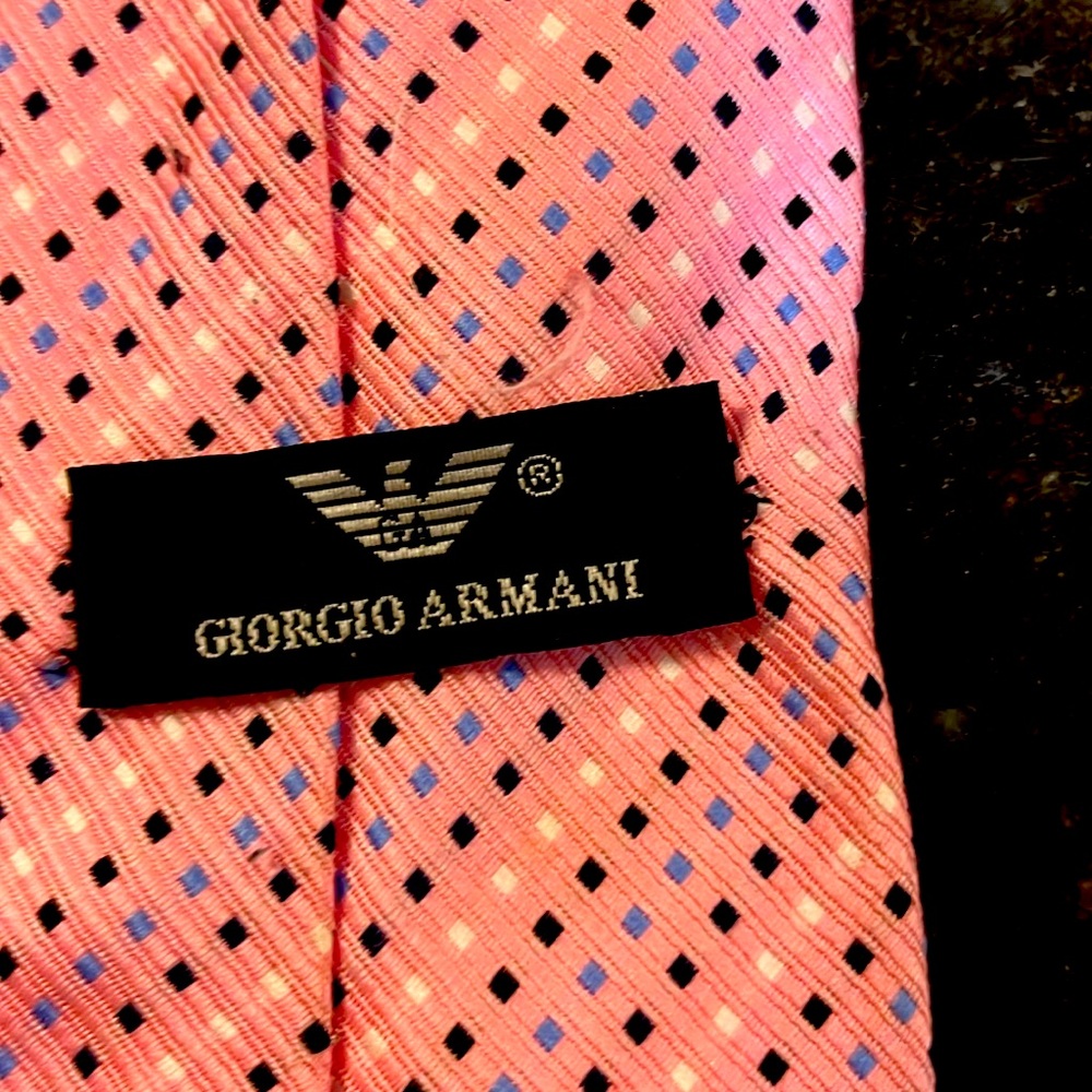 Georgia Armani men’s hand made vintage silk tie.
